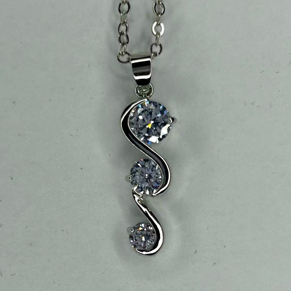 Swarovski Crystal Infinity Triple Stone Pendant Necklace | New With Tags - Picture 2 of 6